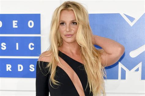 Britney Spears Appears Happy and Free in New Nude Selfies